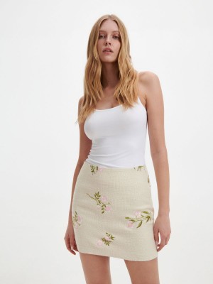 Reserved Flower skirt Ivory | JNVUPXR-32