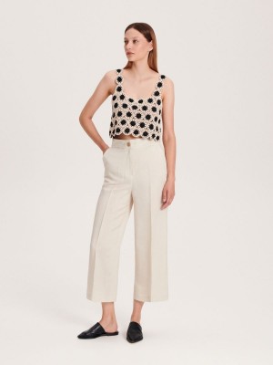 Reserved Linen rich trousers with viscose blend Beżowe | FRXNMCP-24