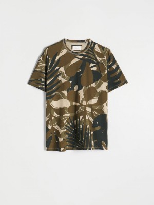 Reserved Regular fit T-shirt with print Khaki | RMUTPDN-19