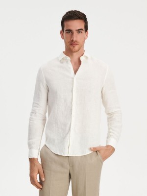 Reserved Regular fit linen shirt Ivory | XUIEROZ-08