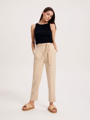 Reserved Trousers with decorative tie waist belt Beżowe | GKVFXYU-29