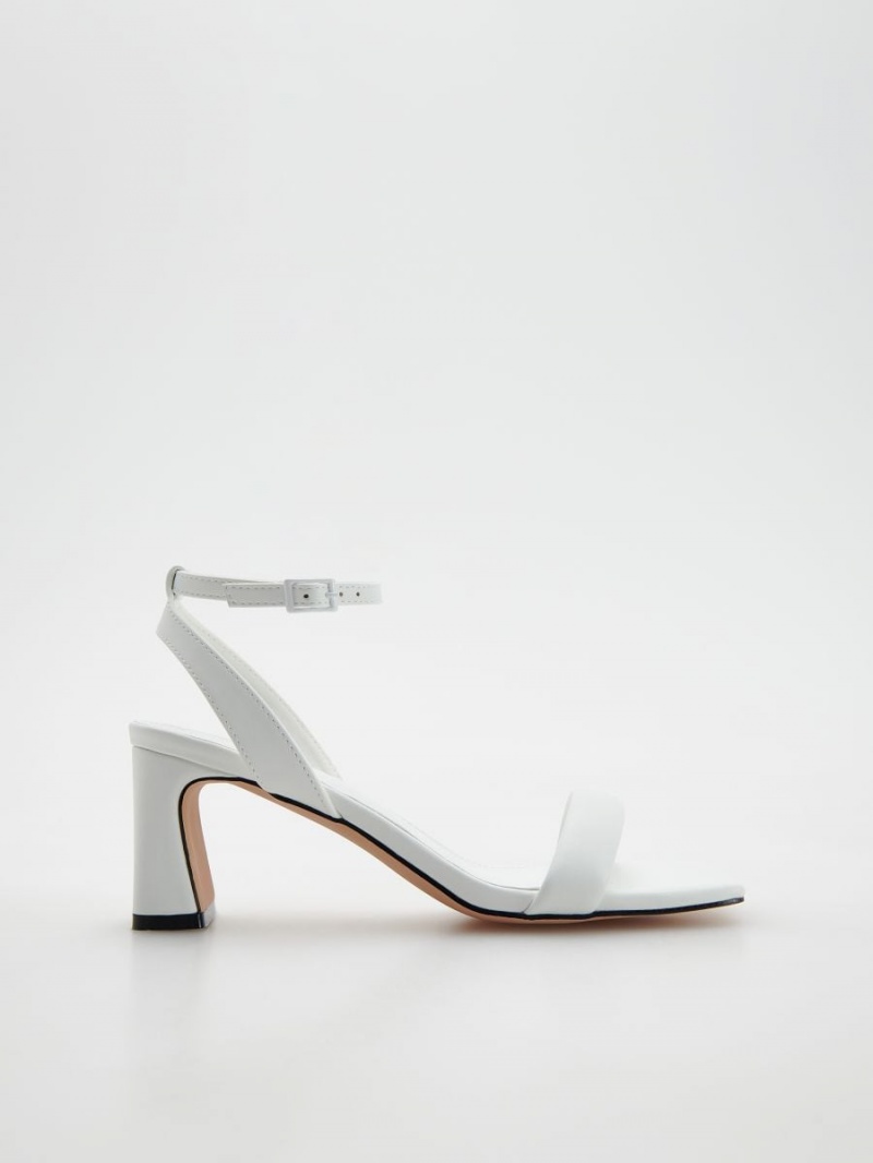 Reserved Block-heel sandals Białe | XGJYOCT-54