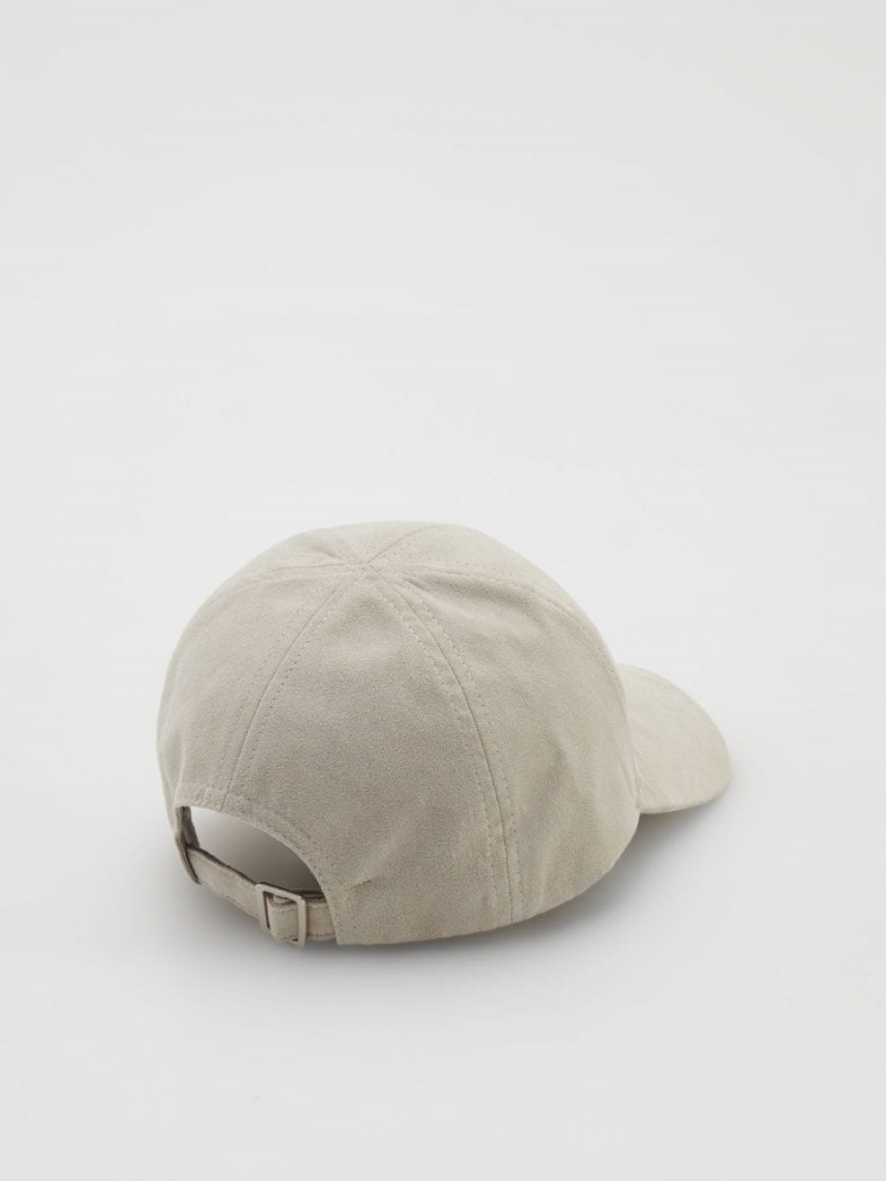 Reserved Cap Beżowe | CKAESTW-76