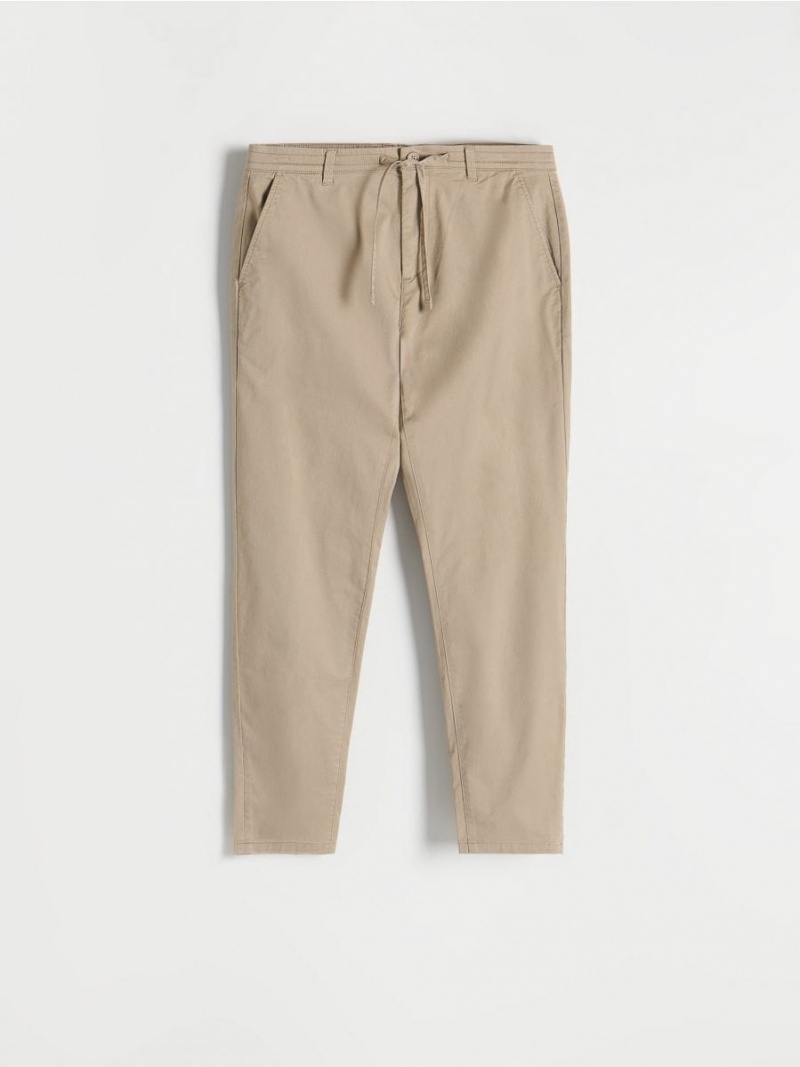 Reserved Carrot slim trousers Beżowe | FHYBSNR-94