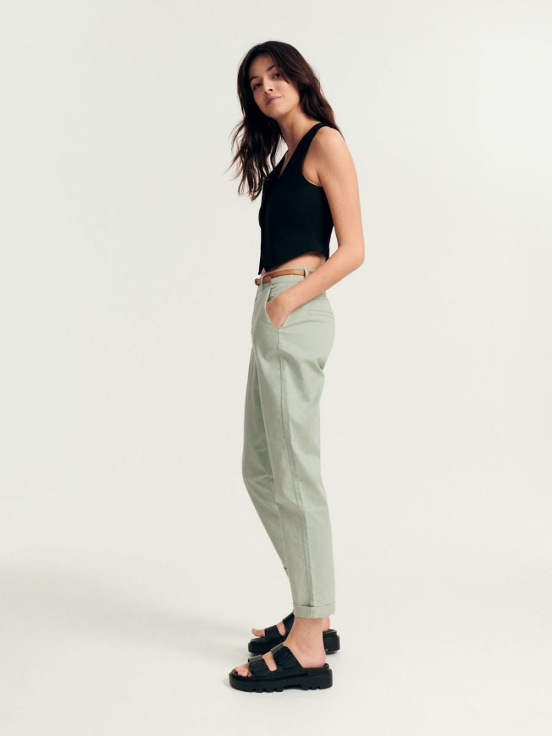 Reserved Chino trousers with belt Zielone | AWPBSDT-79