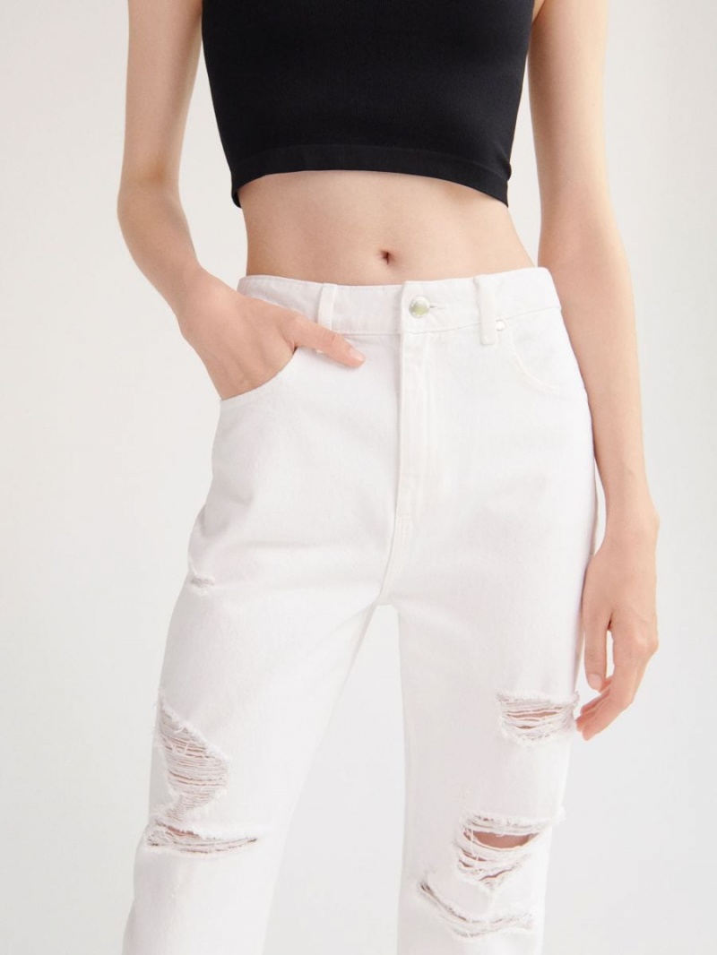 Reserved Distressed mom fit jeans Białe | BAOPSFT-14