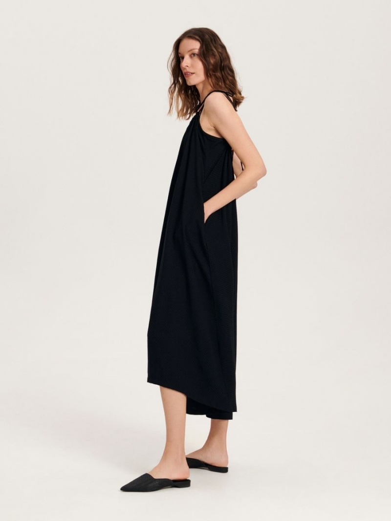 Reserved EcoVero™ rich maxi dress Czarne | AUGTFEQ-12