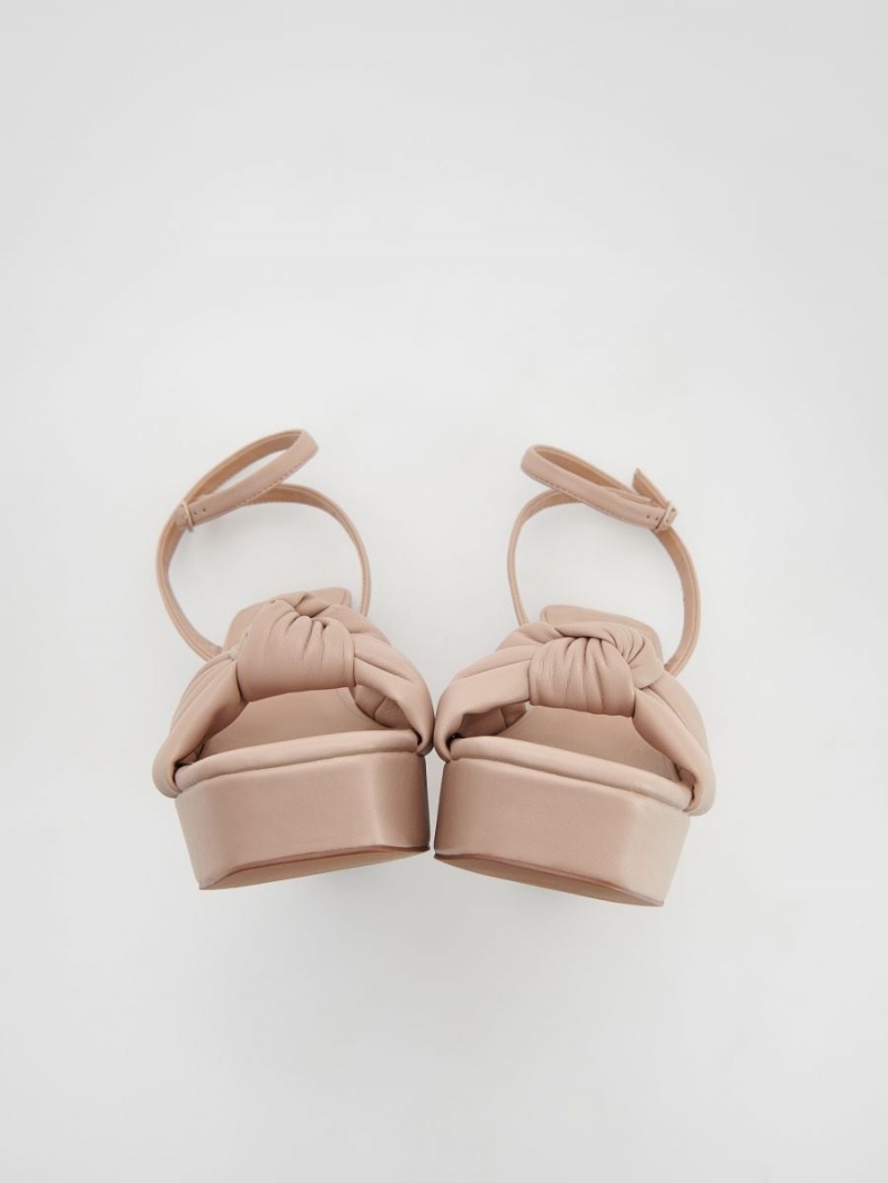 Reserved High heel sandals Beżowe | FEXNSRH-07