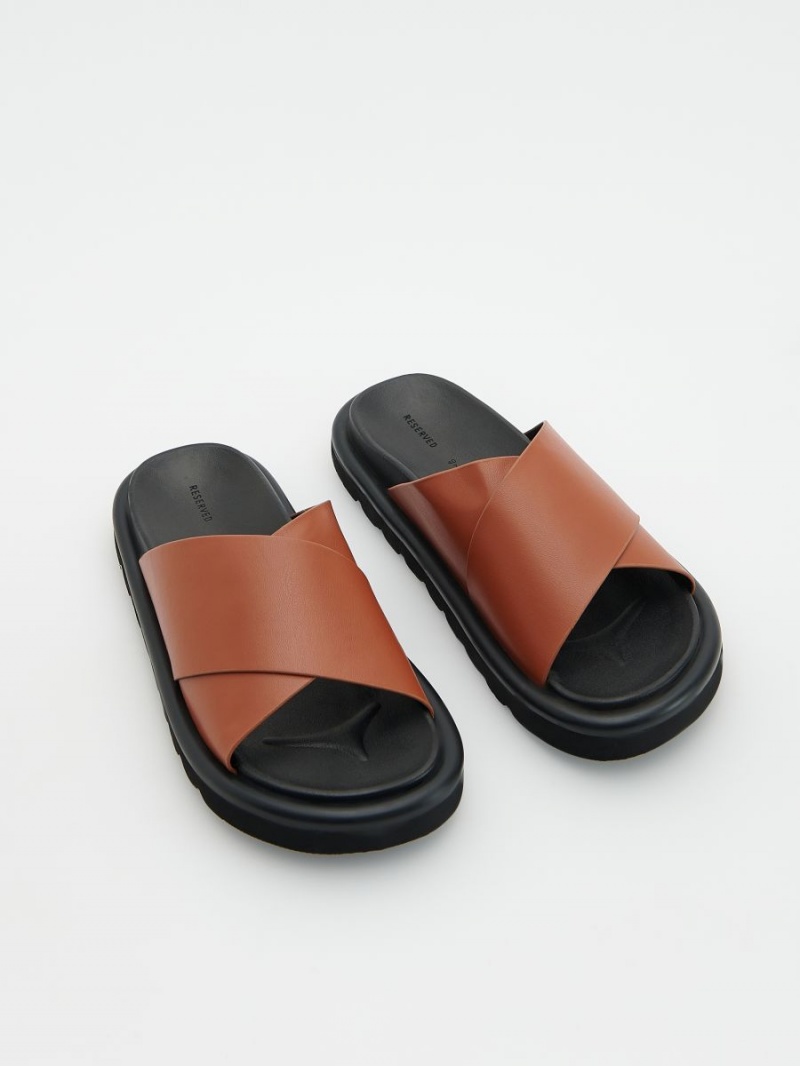 Reserved Imitation leather slippers Brązowe | NRDMSOX-60