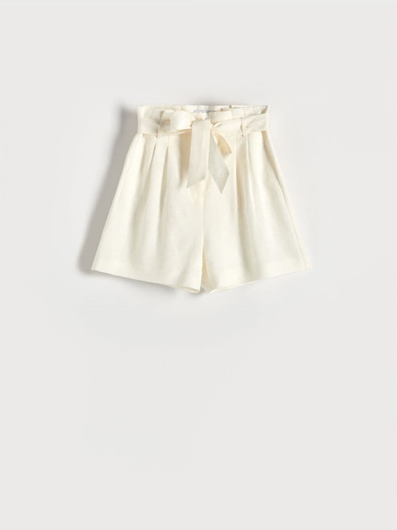 Reserved Linen rich shorts Białe | NOZDWVC-92