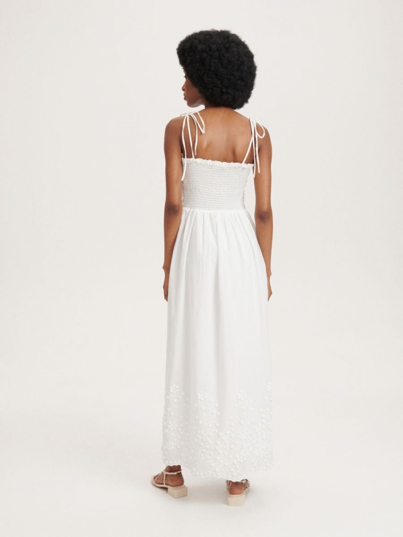 Reserved Maxi dress with embroidery detailing Ivory | KHVXEFA-20