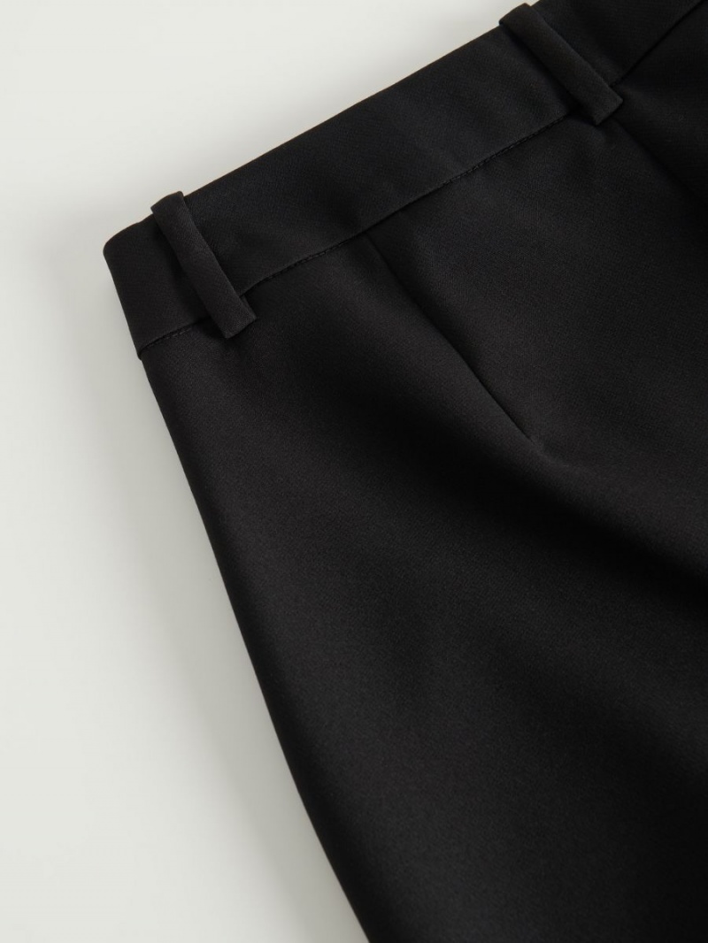 Reserved Plain trousers Czarne | FPZNCIB-07