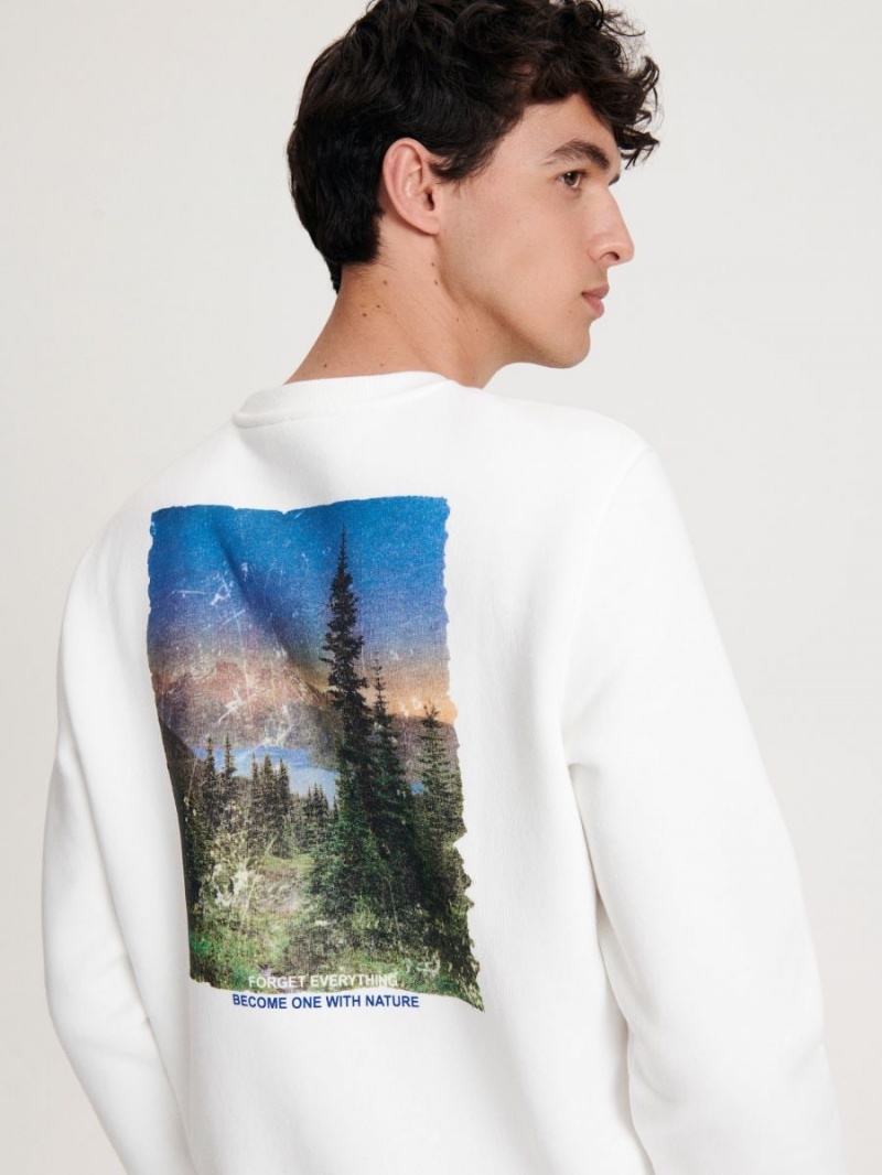 Reserved Printed sweatshirt Ivory | FAKHZVP-61