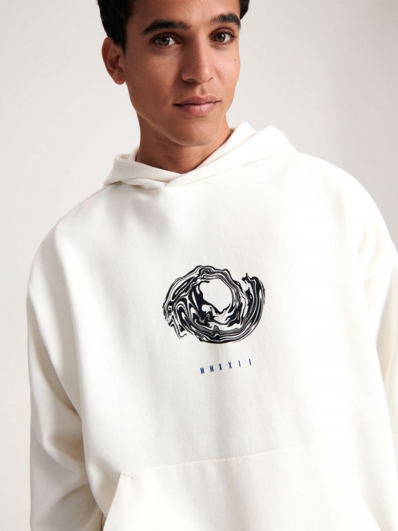 Reserved Printed sweatshirt Ivory | IKMOHTG-17