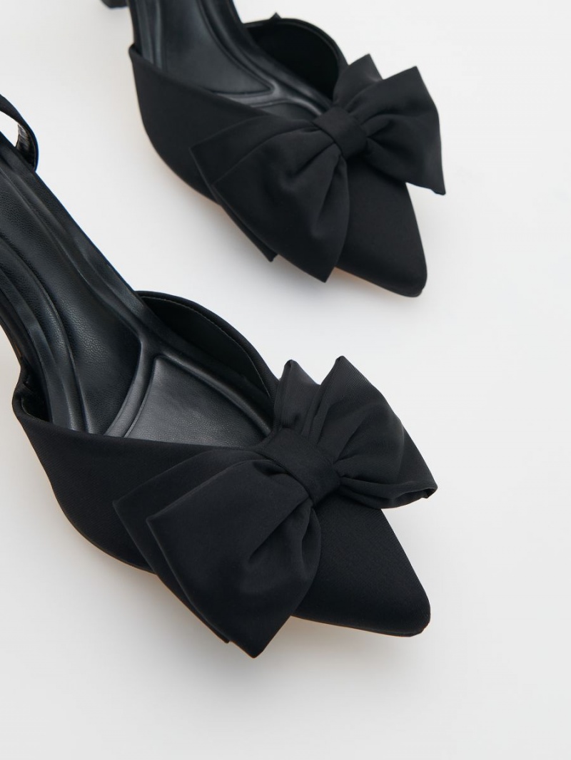 Reserved Pumps with bow detail Czarne | CDMRJXO-05