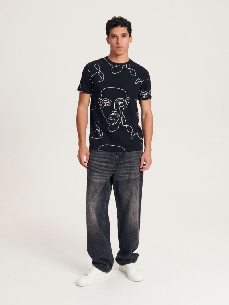 Reserved Regular fit T-shirt with print Czarne | GYQOFAU-42