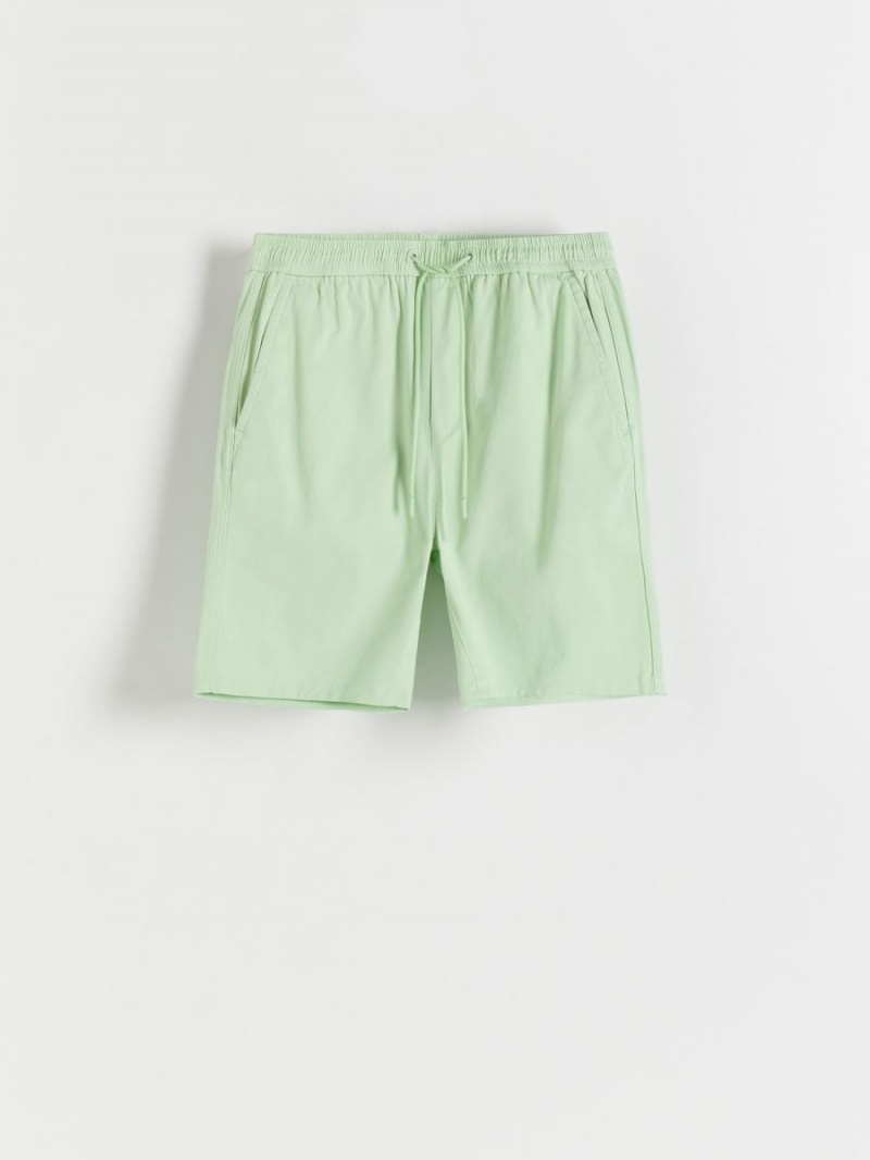 Reserved Regular jogger shorts Zielone | MWRPALG-28