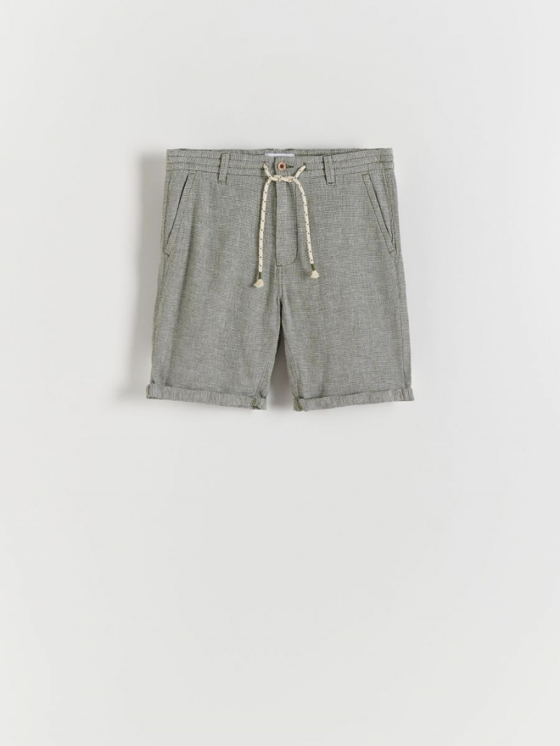 Reserved Regular linen blend shorts Zielone | TILPAGK-73