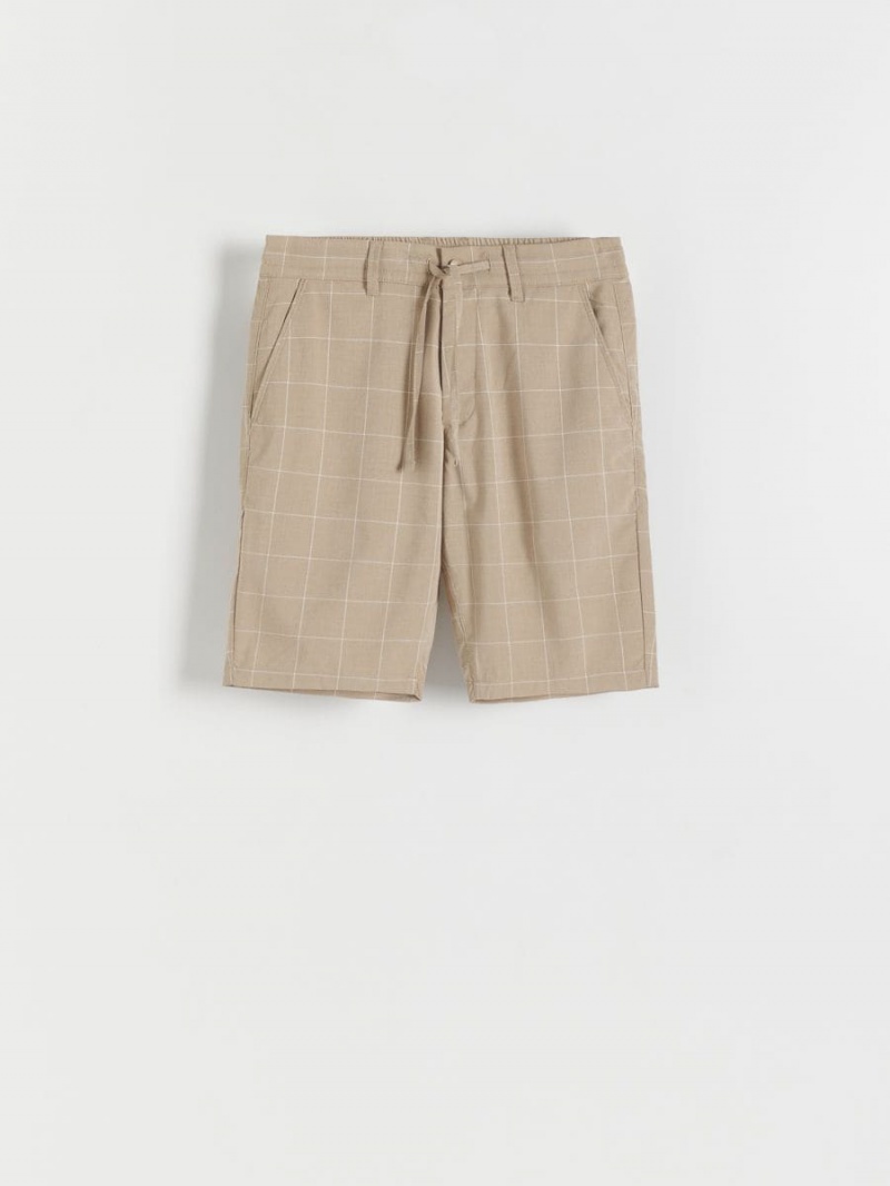 Reserved Regular shorts Beżowe | OYKMLFP-72