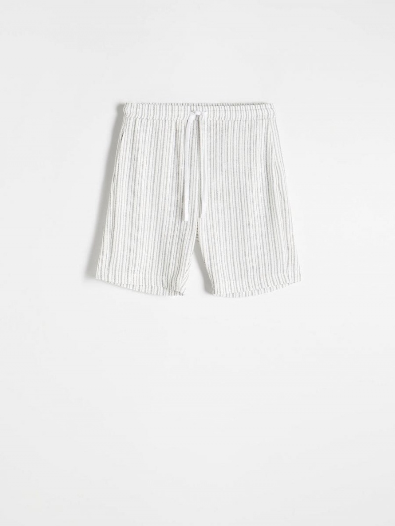 Reserved Regular viscose blend shorts Beżowe | JLDFYMB-37