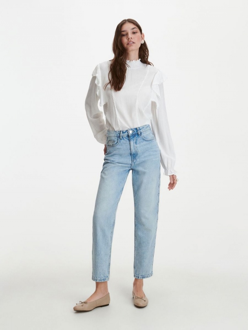 Reserved Ruffle detail shirt Ivory | BMKHUAE-85