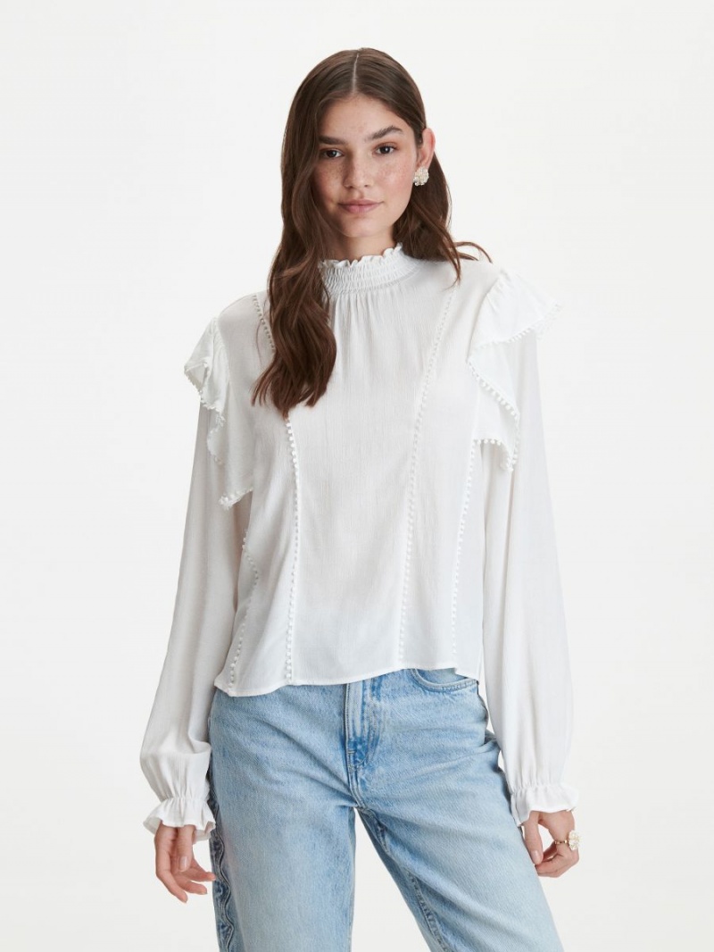 Reserved Ruffle detail shirt Ivory | BMKHUAE-85