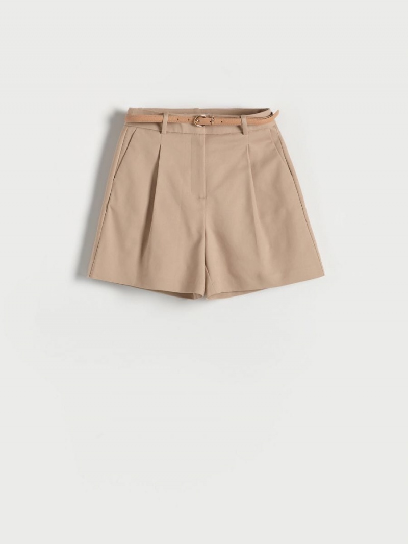 Reserved Shorts with faux leather belt Beżowe | BOSYPUI-91