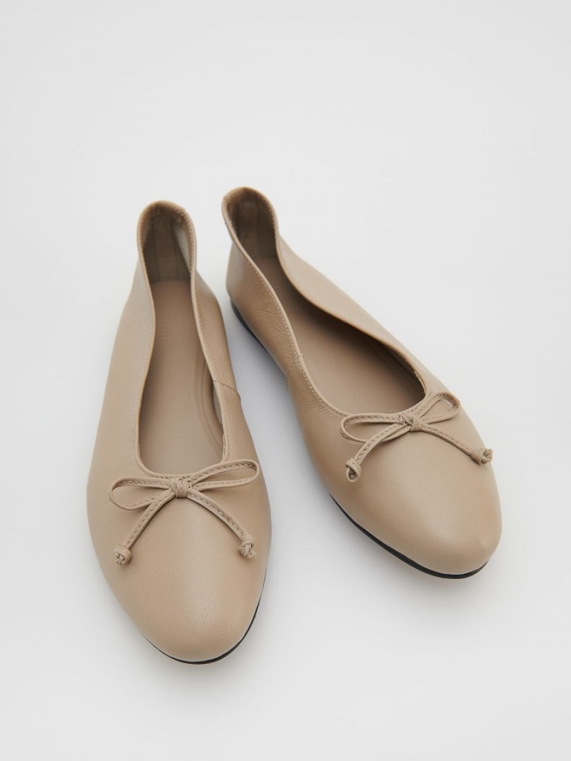 Reserved Skórzane ballerinas Ivory | DSKFOLU-35