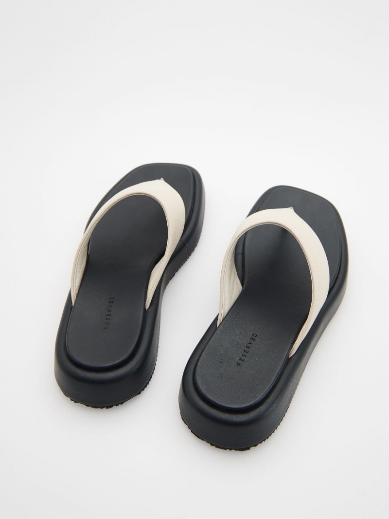 Reserved Skórzane flip flops Beżowe | IEZRLTW-48