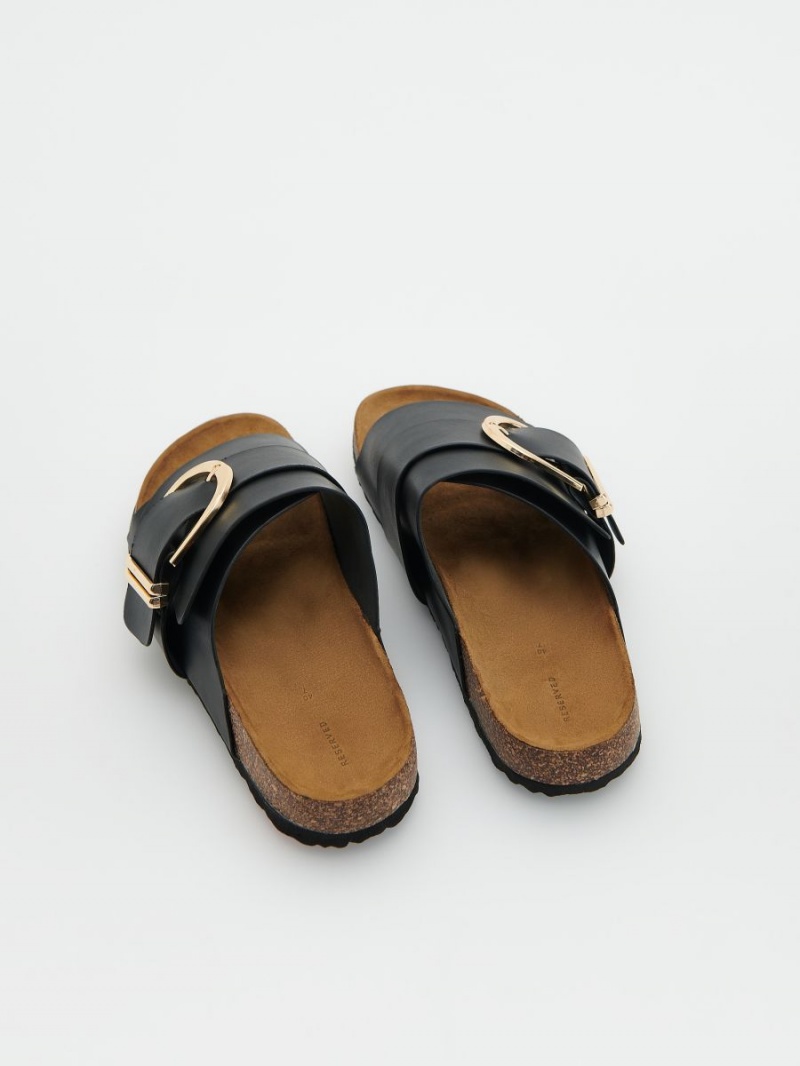 Reserved Sliders with buckle Czarne | AYDVQHG-51