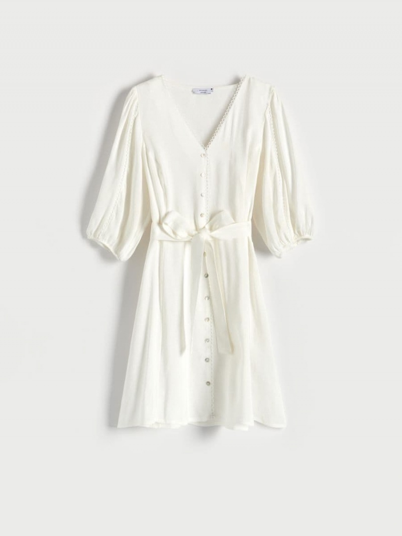 Reserved Sukienki with puff sleeves Ivory | SOIRMLK-51