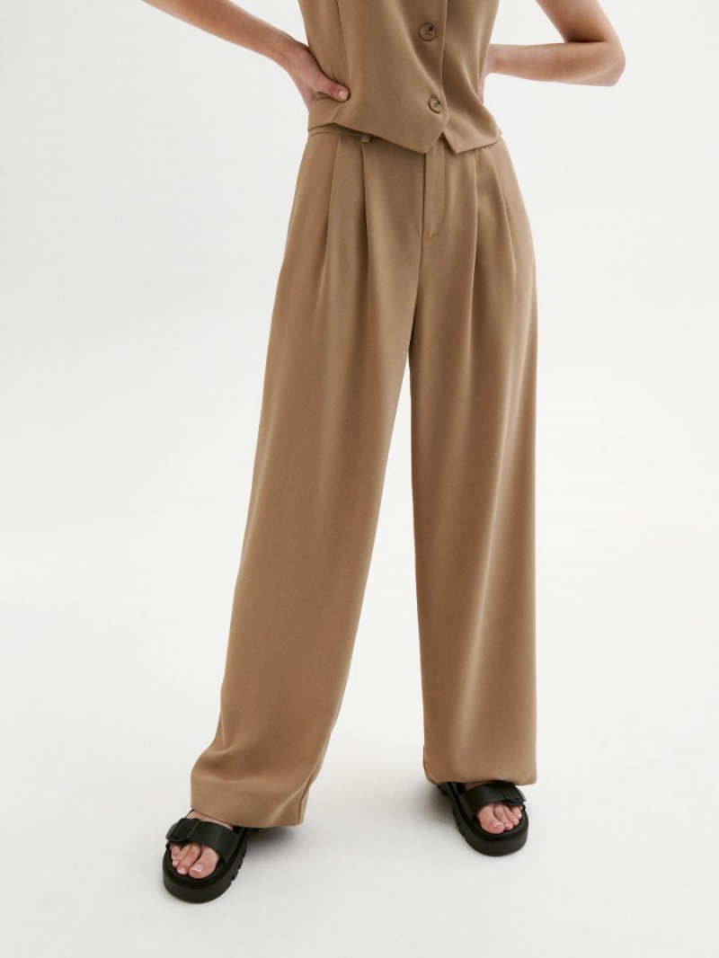 Reserved Szerokie leg trousers Beżowe | WCOHTGL-91