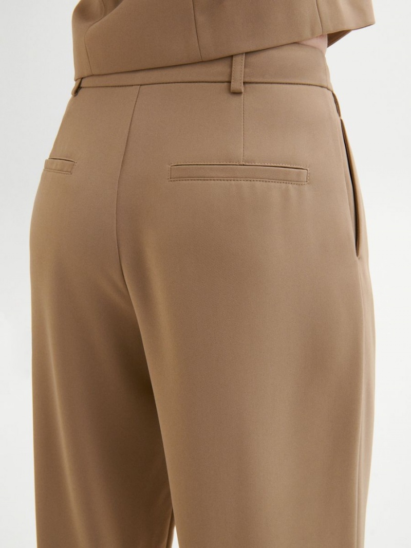 Reserved Szerokie leg trousers Beżowe | WCOHTGL-91