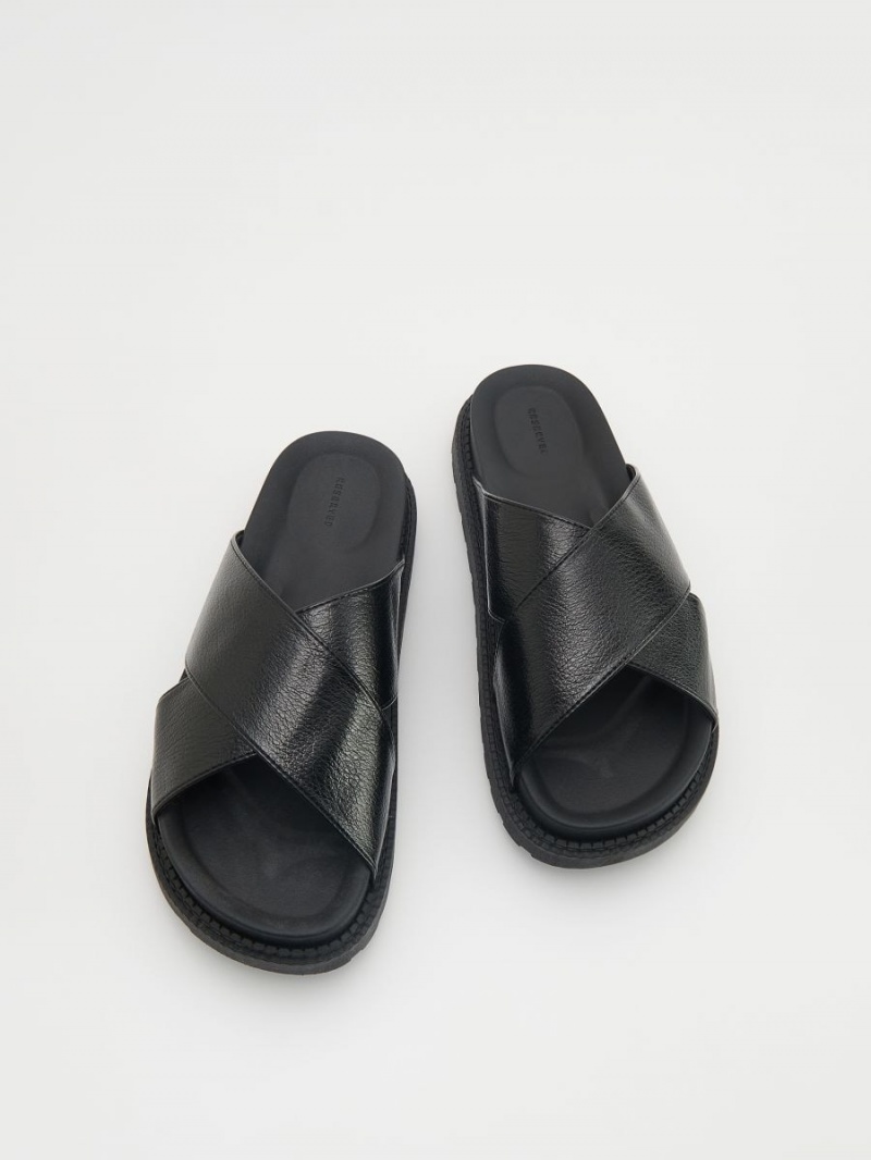 Reserved Thick sole sliders Czarne | GDLQZFV-35