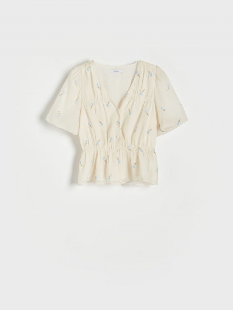 Reserved Top with appliques Ivory | WRDFBGY-94