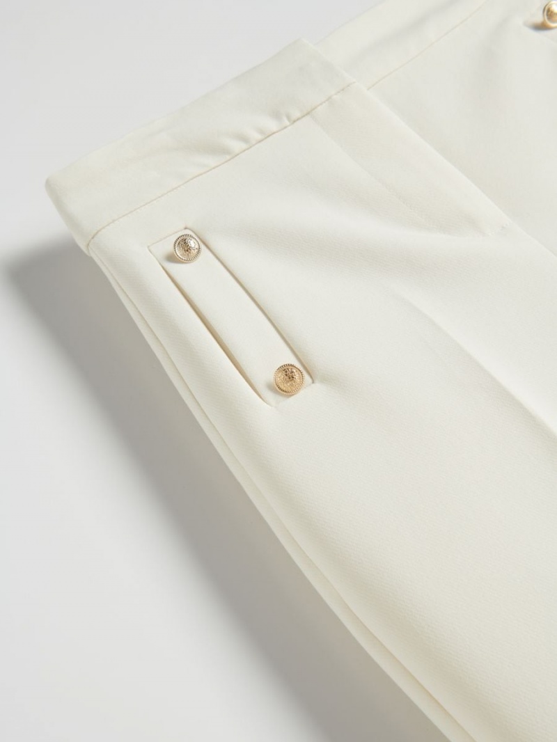 Reserved Trousers with pressed crease Białe | FPEIKDU-70