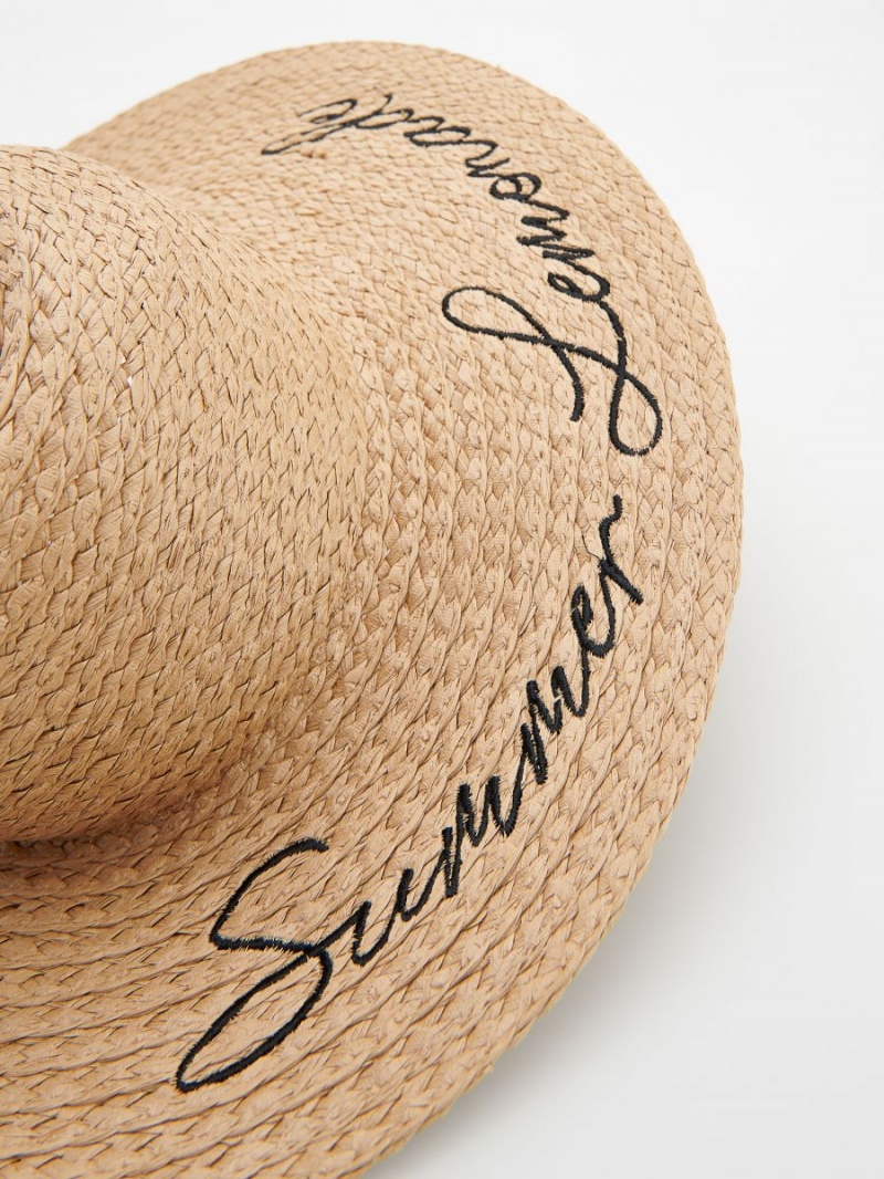 Reserved Woven hat with slogan Beżowe | BTKLNCG-32