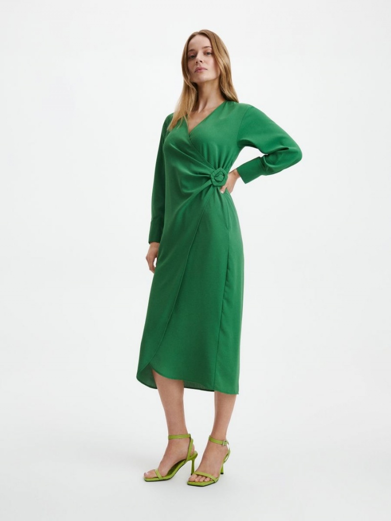 Reserved Wrap dress Zielone | PNBAYUO-90